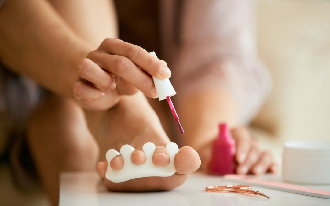 Episode 265 – Mindful Moment Series – Tip 95 – Cut your toenails or paint them with nail polish