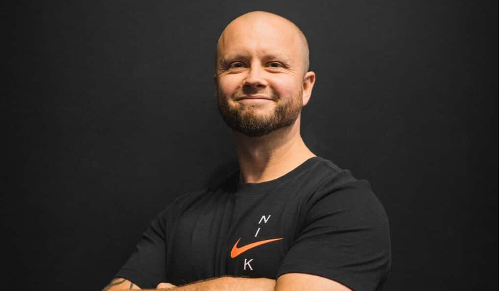 Episode 583 – Warren Page: Walk the Hills, Build the Legs, Play the Long Game